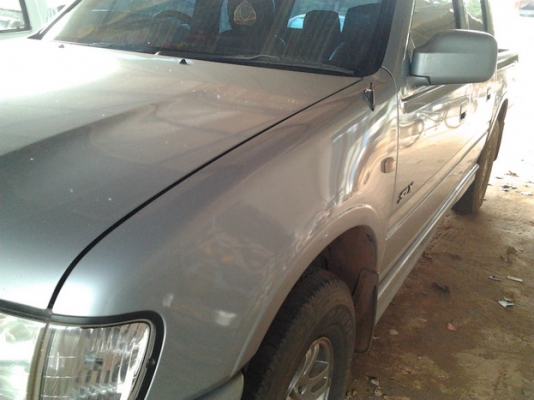 ***ขายแล้วครับขอบคุณ Truck2hand ขาย กระบะ 4ประตู ISUZU 3.0 SLX CAB4 ปี44/01 เครื่อง3.0เทอโบ แห้งๆ ไม่ไอ ไม่หลวม ไม่เยิ้ม หน้า-หลังเดิมๆ บางๆ ไม่เคยชน ไม่เคยเคลมสี  คัสซีสวยไม่ผุ ภายในสวยคอนโซลครบ พ.พาวเวอร์ แอร์ กระจกไฟฟ้า CD พื้นปูกระบะ ล้อแม็ก พร้อมใช้ง