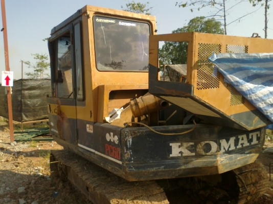 รถแบคโฮ PC60-5