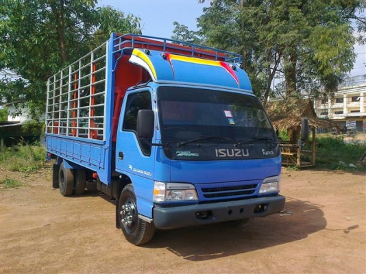 ขายด่วน รถหกล้อ ISUZU NPR ยาว 5 เมตร