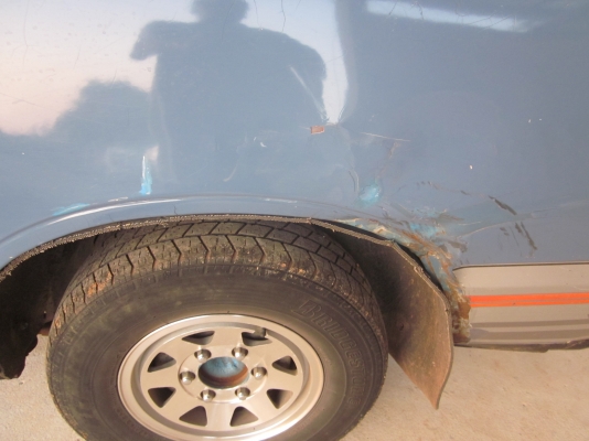 ISUZU KB 2200 ISUZU KB 2200