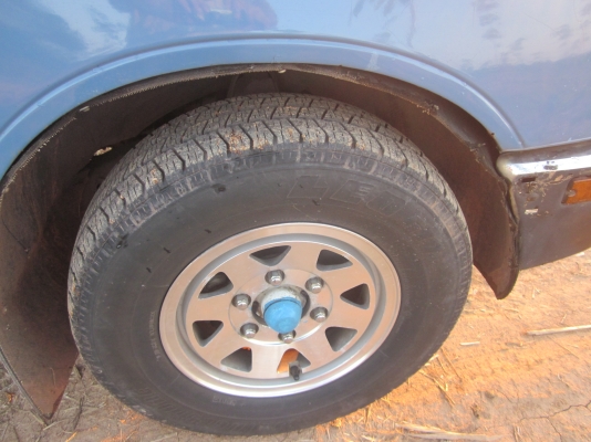 ISUZU KB 2200 ISUZU KB 2200