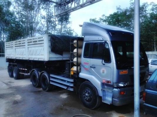NISSAN  320  ปี 50  หางซิมิดั้มปี 40  รถบ้านพร้อมขายค่ะ