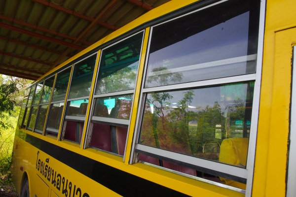 ขาย รถบัสรับนักเเรียน 26-28 ที่นั่ง