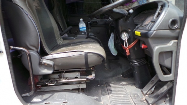 ISUZU DECA 270 ปี 49  หางสองเพลาไม่ดั้มยี่ห้อ ST พร้อมขายค่ะ