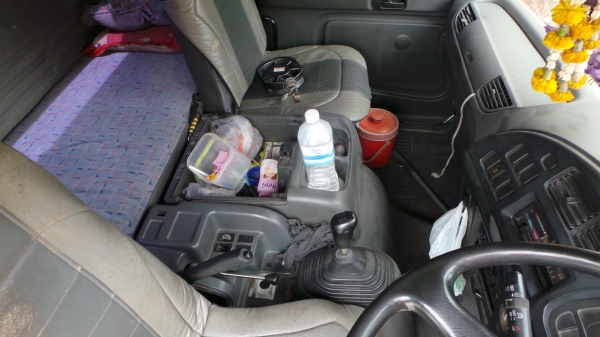 ISUZU DECA 270 ปี 49  หางสองเพลาไม่ดั้มยี่ห้อ ST พร้อมขายค่ะ