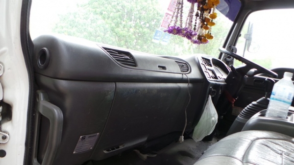 ISUZU DECA 270 ปี 49  หางสองเพลาไม่ดั้มยี่ห้อ ST พร้อมขายค่ะ