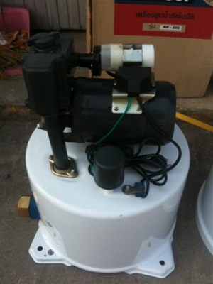 ขายปั๊มน้ำอัตโนมัติ 250 วัตถ์ จัดส่งได้ บ้าน3ชั้นสบาย ครับ