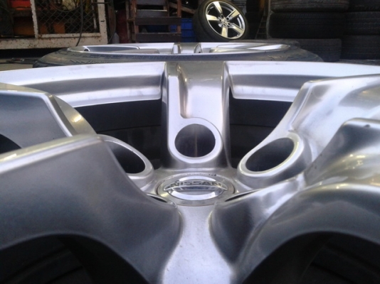 Mag 370Z 18" F8R9 5.114.3 Off+35+15 พร้อมยาง TOYO