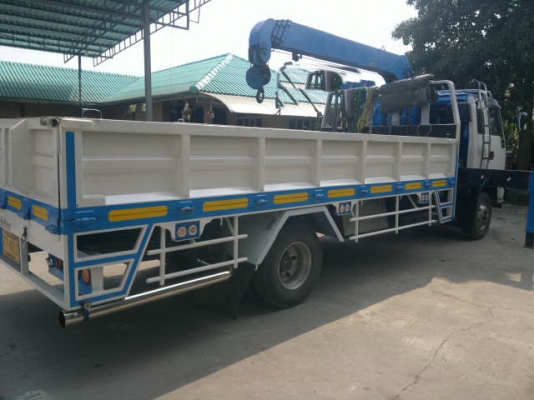 ขายรถ 6 ล้อ กระบะคาร์โก้ 5.20 เมตรติดตั้งเครน UNIC ขนาด 3.7 ตัน 3 ชัก 4 ปลอก ISUZU 175 โบอินย์เตอรื สวยมากๆ พร้อมใช้