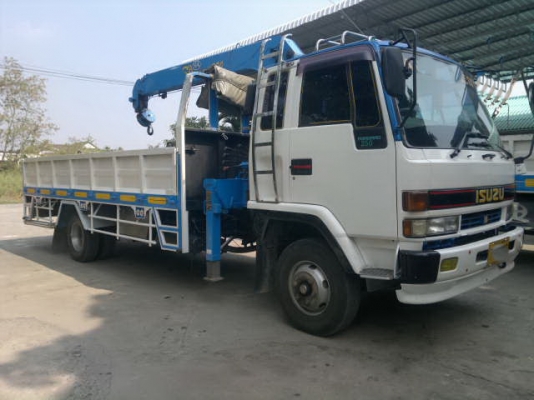 ขายรถ 6 ล้อ กระบะคาร์โก้ 5.20 เมตรติดตั้งเครน UNIC ขนาด 3.7 ตัน 3 ชัก 4 ปลอก ISUZU 175 โบอินย์เตอรื สวยมากๆ พร้อมใช้