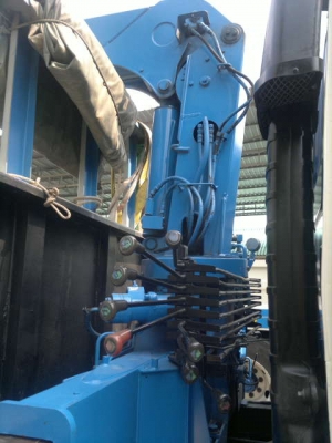 ขายรถ 6 ล้อ กระบะคาร์โก้ 5.20 เมตรติดตั้งเครน UNIC ขนาด 3.7 ตัน 3 ชัก 4 ปลอก ISUZU 175 โบอินย์เตอรื สวยมากๆ พร้อมใช้