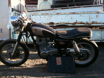 >>> SR 400 คาเฟ่ <<<