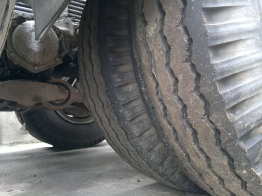 ขายรถหัวลาก 12 ล้อ 2 เพลา HINO PROFIA K13 ( 360 แรง ) ปี.52 รถสวยมาก ทำดั้ม ทำเทเลอรืได้เลย สนใจโทร