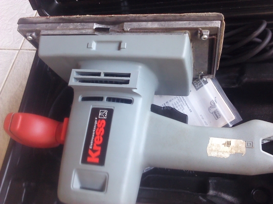 เครื่องขัดกระดาษทรายเกรดสูง ของสวิตเซอร์แลนด์  ยี่ห้อ Kress