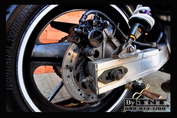 <TNT>ขาย Honda SF CB 400(NC-31) 400 cc./ปี93/สีขาว/Inv.+สพม. /แต่ง..สวยๆ>>>