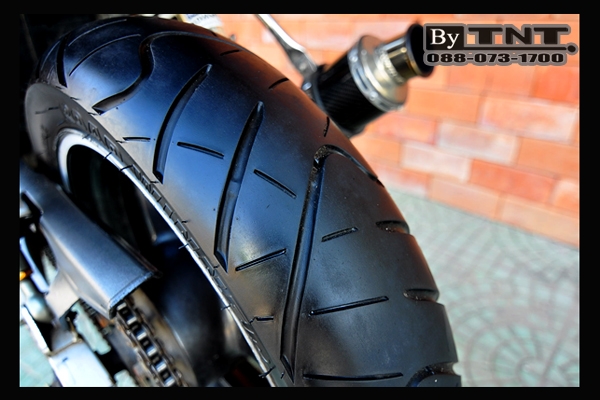 <TNT>ขาย Honda SF CB 400(NC-31) 400 cc./ปี93/สีขาว/Inv.+สพม. /แต่ง..สวยๆ>>>