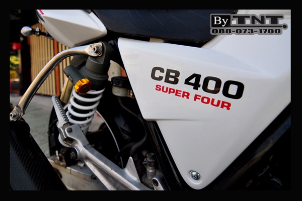 <TNT>ขาย Honda SF CB 400(NC-31) 400 cc./ปี93/สีขาว/Inv.+สพม. /แต่ง..สวยๆ>>>