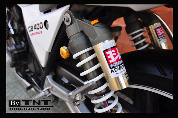 <TNT>ขาย Honda SF CB 400(NC-31) 400 cc./ปี93/สีขาว/Inv.+สพม. /แต่ง..สวยๆ>>>