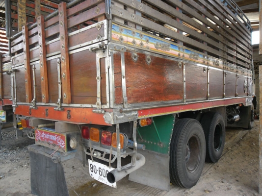 ขายรถ10ล้อเดก้าราคาถูก