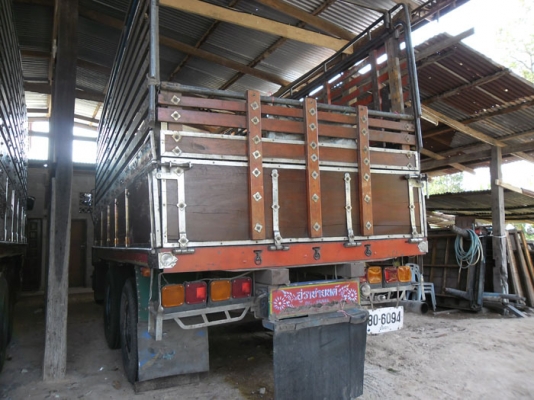 ขายรถ10ล้อเดก้าราคาถูก