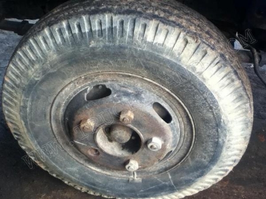 รถบรรทุก 6 ล้อ ติดเครน ยี่ห้อ ISUZU ติดเครน 2.5 ตัน 85 แรงม้า