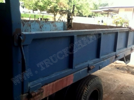 รถบรรทุก 6 ล้อ ติดเครน ยี่ห้อ ISUZU ติดเครน 2.5 ตัน 85 แรงม้า