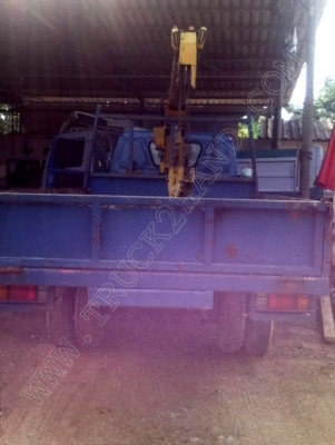 รถบรรทุก 6 ล้อ ติดเครน ยี่ห้อ ISUZU ติดเครน 2.5 ตัน 85 แรงม้า