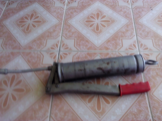 กระบอกอัดจาระบีผลิตที่เยรมันเป็นรุ่นทนงานหนักกระบอกแข็งแรงชุดอัดหนาแข็งแรง (มี 2 อัน)