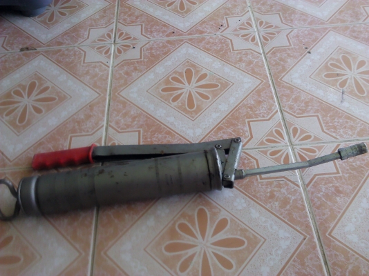 กระบอกอัดจาระบีผลิตที่เยรมันเป็นรุ่นทนงานหนักกระบอกแข็งแรงชุดอัดหนาแข็งแรง (มี 2 อัน)