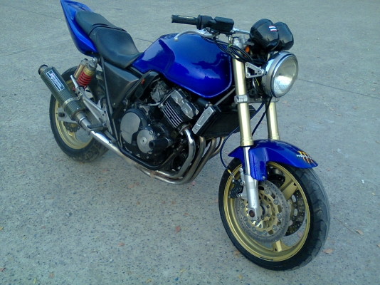 ขาย CB 400 สีน้ำเงินสวยๆ ครับ