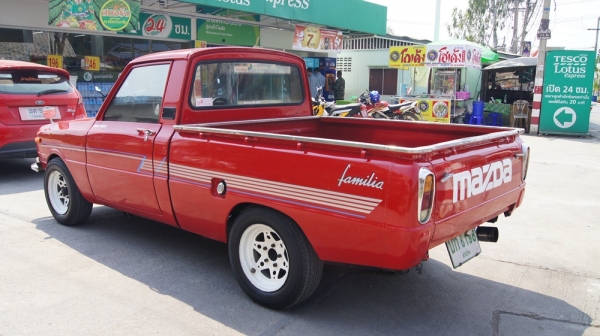 mazda familia ปี 74 คลาสสิค สวย แรง mazda familia ปี 74 คลาสสิค สวย แรง
