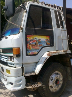 ขายด่วนมากๆๆๆๆ!!!!!!! 10 ล้อ 2เพลา อีซูซุ นางฟ้า ติดต่อคุณ โป้ ได้โดยตรงที่เบอร์ 089-8577296...