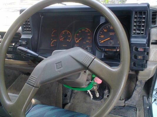 ขาย6ล้อร๊อคกี้195เครื่อง6HE1กระบะบรรทุกคอกสูงยาว5.50เมตรพร้อมใช้