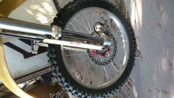 ขาย SUZUKI RM125cc แรงมาก รถนำเข้ามาจากญี่ปุ่น มีเครื่องสองตัว มีใบอินวอยตัวเครื่อง สนใจโทร 0915195549 เดี่ยวโมบาย ขาย SUZUKI RM125cc แรงมาก รถนำเข้ามาจากญี่ปุ่น มีเครื่องสองตัว มีใบอินวอยตัวเครื่อง สนใจโทร 0915195549 เดี่ยวโมบาย