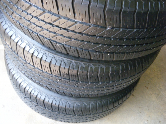 ขายยาง 265/65/17 Bridgestone Dueler ปี 10 ขายยาง 265/65/17 Bridgestone Dueler ปี 10