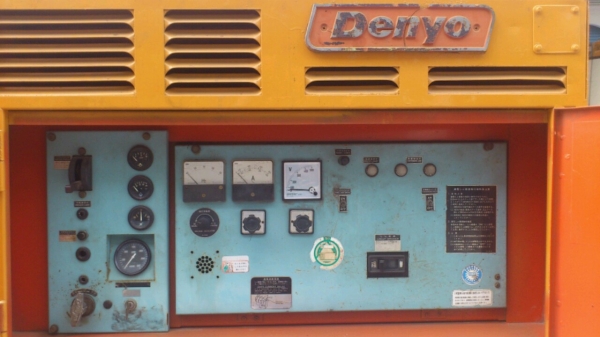 ขายเครื่องปั่นไฟ Denyo 220 Kva สภาพพร้อมใช้งาน
