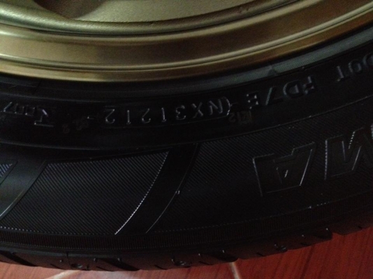 Te37sl 20" 8.5 พร้อมยาง yokohama parada 265/50/20 ใส่ได้2เดือน ดอกยังแน่นๆ Te37sl 20" 8.5 พร้อมยาง yokohama parada 265/50/20 ใส่ได้2เดือน ดอกยังแน่นๆ