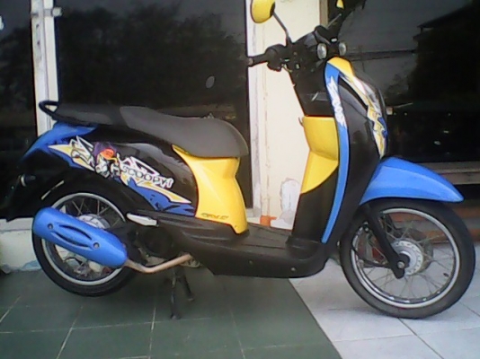 Scoopy -i ปี 2554 สวยวิ๊ง เครื่องดีประหยัดน้ำมัน ราคาถูก 25500 บาท
