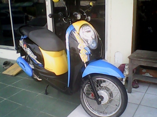 Scoopy -i ปี 2554 สวยวิ๊ง เครื่องดีประหยัดน้ำมัน ราคาถูก 25500 บาท