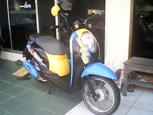 Scoopy -i ปี 2554 สวยวิ๊ง เครื่องดีประหยัดน้ำมัน ราคาถูก 25500 บาท