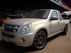 ISUZU D-MAX ของแต่งเพียบ ปี2011 สวยโคตร โคตร