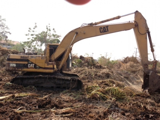 ขายรถแบคโฮ CAT 320V2 รถพร้อมใช้ ไฟฟ้าครบ รถทำงานอยู่ ช่วงล่างเต็มๆ ราคาต่อรองได้