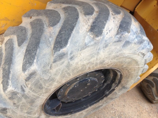 รถตัก HL 712 สนใจติดต่อ 081 - 6079515 รถตัก HL 712 สนใจติดต่อ 081 - 6079515