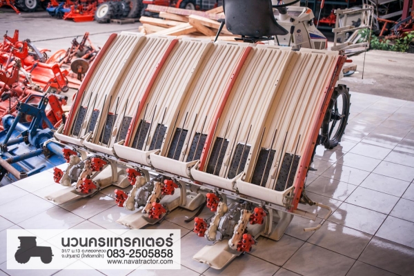 รถดำนา Kubota 6แถว สีเดิม มือสองญี่ปุ่น สภาพดี www.navatractor.com