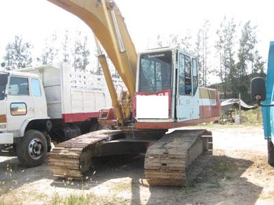 ขาย Komutsu PC200-5 ไฟฟ้าครบมีแอร์ ใช้งานได้เลย โทร 088-4501277