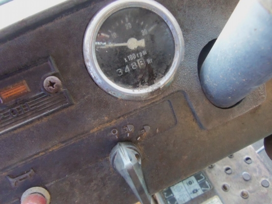 ขายรถไถ MITSUBISHI D1550 พร้อมหาง ใช้งานมา 348 ชัวโมง พร้อมใช้งานเพึ่งมาจากญีปุ่น