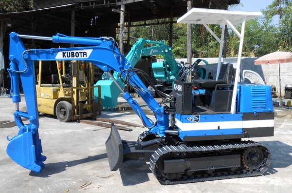 ขายรถขุด KUBOTA KH8  รถเก่านอกปรับสภาพแล้ว