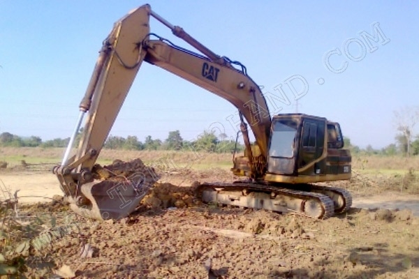 รถแบคโฮ ยี่ห้อ CAT รุ่น 320 V1