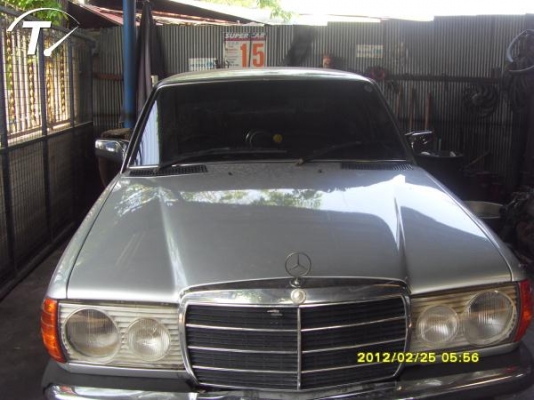 ขายเป็นอะไหล่benz 123 1jz gte auto 2500CC