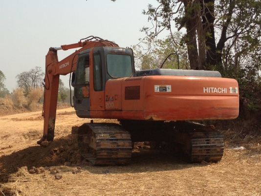 HITACHI ZX200 - 1 สภาพดีมากครับบอดี้สวย ภายในแอร์เย็น ไฟฟ้าหน้าจอครบพร้อม ทำงาน 17,645 ชม. เครื่องยนต์ ISUZU 6BG1 เครื่องแห้งดีแน่นดีไม่มีเยิ้มเลย สเปคอินโดนิเซีย ช่วงล่างเต็มดีครับพร้อมทำงานได้เลย เอกสารเล่มทะเบียนครบพร้อม ราคาต่อรองได้ครับ HITACHI ZX200 - 1 สภาพดีมากครับบอดี้สวย ภายในแอร์เย็น ไฟฟ้าหน้าจอครบพร้อม ทำงาน 17,645 ชม. เครื่องยนต์ ISUZU 6BG1 เครื่องแห้งดีแน่นดีไม่มีเยิ้มเลย สเปคอินโดนิเซีย ช่วงล่างเต็มดีครับพร้อมทำงานได้เลย เอกสารเล่มทะเบียนครบพร้อม ราคาต่อรองได้ครับ